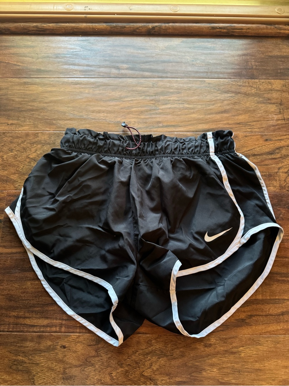 Nike Mid-Rise Dry-Fit shorts - black